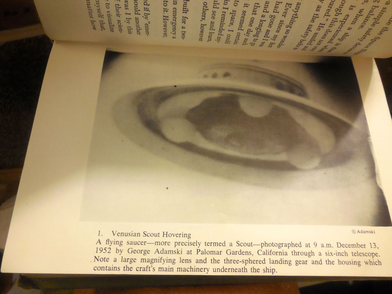 George Adamski s Flying Saucers